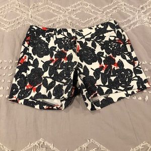 Patterned shorts